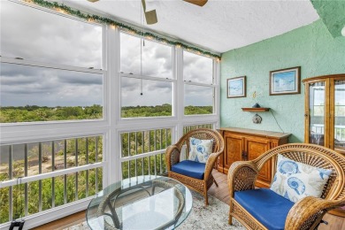YOUR FLORIDA DREAM COMES TRUE - COMPLETELY REMODELED WATERFRONT on Seminole Lake Country Club in Florida - for sale on GolfHomes.com, golf home, golf lot