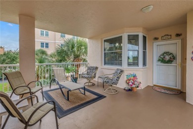 YOUR FLORIDA DREAM COMES TRUE - COMPLETELY REMODELED WATERFRONT on Seminole Lake Country Club in Florida - for sale on GolfHomes.com, golf home, golf lot
