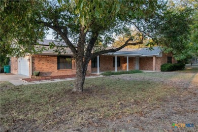 This beautiful 3-bedroom, 2-bath home is located in a desirable on Stonetree Golf Club in Texas - for sale on GolfHomes.com, golf home, golf lot