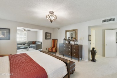 Expanded, custom 3BR, 2BA Macayo model on an enormous cul-de-sac on Sun Lakes Country Club in Arizona - for sale on GolfHomes.com, golf home, golf lot