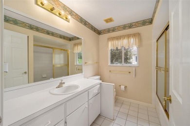 LARGE 2,246 Heated Sq Ft, 3 Bedroom 2 bath home with 2 car on Ocala Palms Golf and Country Club in Florida - for sale on GolfHomes.com, golf home, golf lot