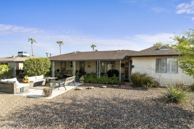 Expanded, custom 3BR, 2BA Macayo model on an enormous cul-de-sac on Sun Lakes Country Club in Arizona - for sale on GolfHomes.com, golf home, golf lot