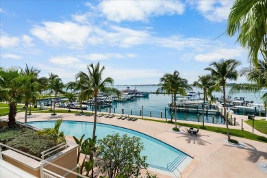 Elegant waterfront condominium positioned on the eastern corner on Ocean Club Golf Course / Paradise Island Golf Course in  - for sale on GolfHomes.com, golf home, golf lot