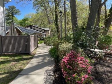 Country Club living at Bretton Woods!
In this gated community on Bretton Woods Country Club in New York - for sale on GolfHomes.com, golf home, golf lot