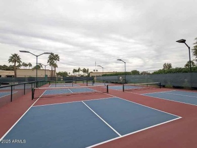 Experience easy living in this lovely townhome in Westbrook on Westbrook Village / Vista Golf Course in Arizona - for sale on GolfHomes.com, golf home, golf lot