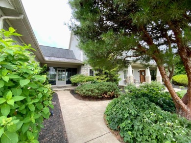 Welcome to this stunning 4 bedrm, 3  1/2  bath home located on on Mt Vernon Country Club in Ohio - for sale on GolfHomes.com, golf home, golf lot