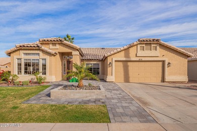 You will absolutely love this beautiful home in the desirable El on Kokopelli Golf Course in Arizona - for sale on GolfHomes.com, golf home, golf lot