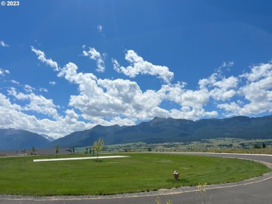 Vacant lot ready to build in Eagle View Development subdivision on  in Oregon - for sale on GolfHomes.com, golf home, golf lot