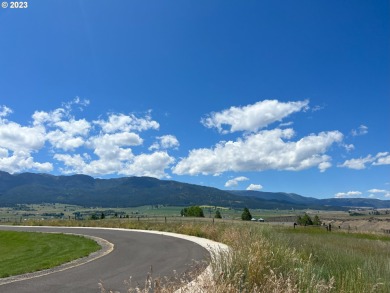 Vacant lot ready to build in Eagle View Development subdivision on  in Oregon - for sale on GolfHomes.com, golf home, golf lot
