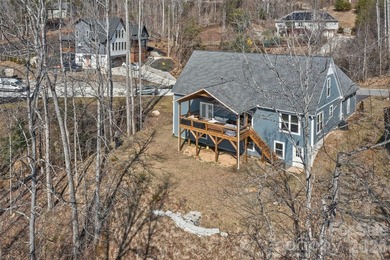 Home is located in Fox Lair Crossings Subdivision a beautiful on Reems Creek Golf Club in North Carolina - for sale on GolfHomes.com, golf home, golf lot