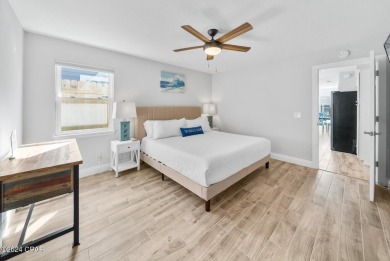 This beautifully updated 3-bedroom, 2-bathroom home is just a on Signal Hill Golf Course, Inc. in Florida - for sale on GolfHomes.com, golf home, golf lot