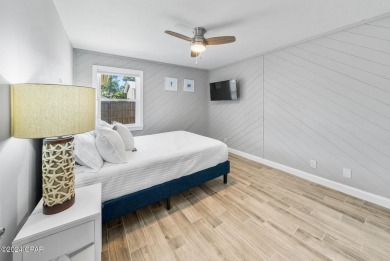 This beautifully updated 3-bedroom, 2-bathroom home is just a on Signal Hill Golf Course, Inc. in Florida - for sale on GolfHomes.com, golf home, golf lot