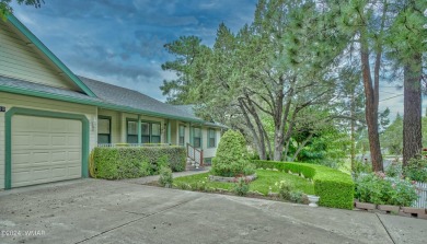 Rare Opportunity in Show Low Country Club - Spacious 3-Bedroom on Bison Golf and Country Club in Arizona - for sale on GolfHomes.com, golf home, golf lot