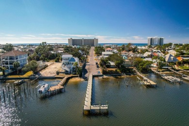 This beautifully updated 3-bedroom, 2-bathroom home is just a on Signal Hill Golf Course, Inc. in Florida - for sale on GolfHomes.com, golf home, golf lot