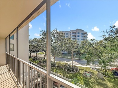 Fully renovated and move-in ready, this 2-bedroom, 2-bath condo on Belleair Country Club in Florida - for sale on GolfHomes.com, golf home, golf lot