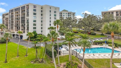 Fully renovated and move-in ready, this 2-bedroom, 2-bath condo on Belleair Country Club in Florida - for sale on GolfHomes.com, golf home, golf lot