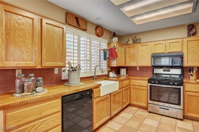 Charming single story home in the resort-style 55+ community of on Highland Falls Golf Club in Nevada - for sale on GolfHomes.com, golf home, golf lot