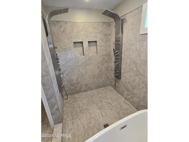 A beautiful, well maintained home in (Southport) BSL area. This on The Lakes Country Club in North Carolina - for sale on GolfHomes.com, golf home, golf lot