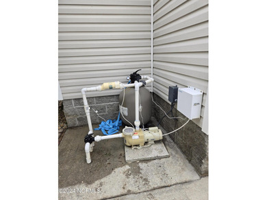 A beautiful, well maintained home in (Southport) BSL area. This on The Lakes Country Club in North Carolina - for sale on GolfHomes.com, golf home, golf lot