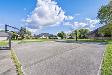Welcome to 5721 W Alexa Lane in Springfield, MO!This stunning on Deer Lake Golf Club in Missouri - for sale on GolfHomes.com, golf home, golf lot