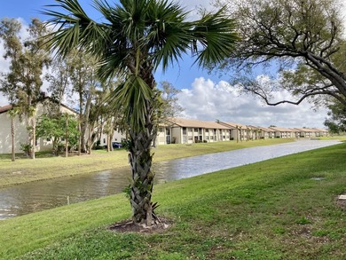 Beautifully renovated spacious 2-bedroom, 2-bath first-floor on Fountains Golf and Country Club in Florida - for sale on GolfHomes.com, golf home, golf lot