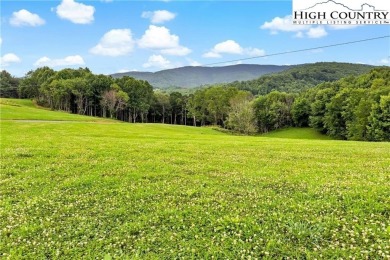 EASY BUILD, MOUNTAIN VIEWS - LOT WR72 is located in the gated on Elk River Club in North Carolina - for sale on GolfHomes.com, golf home, golf lot
