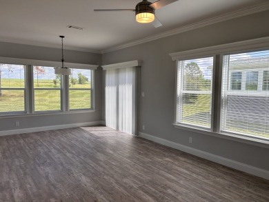 2 BEDROOM, 2 BATHROOM, PARLOR This New Palm Harbor Carriage on Scotland Yards Golf Club in Florida - for sale on GolfHomes.com, golf home, golf lot