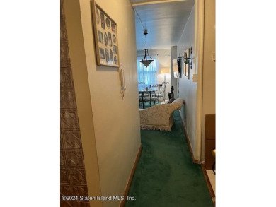 Luxury Hi-Rise 24 hour doorman. Bright & airy 1 bedroom 1 bath on Silver Lake Golf Course in New York - for sale on GolfHomes.com, golf home, golf lot