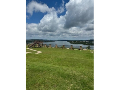 Very Large lot for The Cliffs backs up to the #5 Tee box Pie on The Cliffs Resort in Texas - for sale on GolfHomes.com, golf home, golf lot