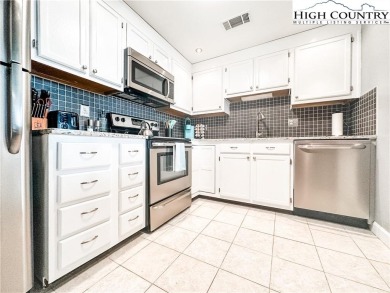 Amazing long range views, ski slope views and a fully furnished on Sugar Mountain Golf Course in North Carolina - for sale on GolfHomes.com, golf home, golf lot