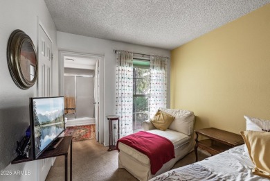 Come see this beautifully maintained 2-bedroom, 2-bath patio on Sun City-Willow Creek / Willow Brook  in Arizona - for sale on GolfHomes.com, golf home, golf lot