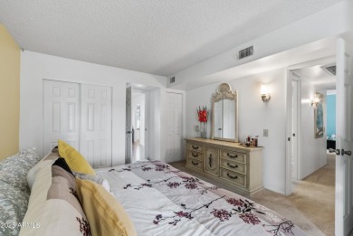 Come see this beautifully maintained 2-bedroom, 2-bath patio on Sun City-Willow Creek / Willow Brook  in Arizona - for sale on GolfHomes.com, golf home, golf lot