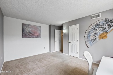 Come see this beautifully maintained 2-bedroom, 2-bath patio on Sun City-Willow Creek / Willow Brook  in Arizona - for sale on GolfHomes.com, golf home, golf lot