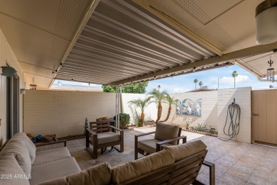 Come see this beautifully maintained 2-bedroom, 2-bath patio on Sun City-Willow Creek / Willow Brook  in Arizona - for sale on GolfHomes.com, golf home, golf lot