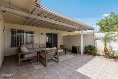 Come see this beautifully maintained 2-bedroom, 2-bath patio on Sun City-Willow Creek / Willow Brook  in Arizona - for sale on GolfHomes.com, golf home, golf lot