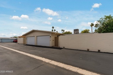Come see this beautifully maintained 2-bedroom, 2-bath patio on Sun City-Willow Creek / Willow Brook  in Arizona - for sale on GolfHomes.com, golf home, golf lot