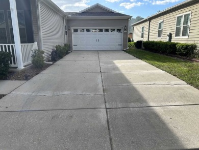 2 BEDROOM, 2 BATHROOM, SUNROOM, DEEP DRIVEWAY, GOLF CART This on Scotland Yards Golf Club in Florida - for sale on GolfHomes.com, golf home, golf lot