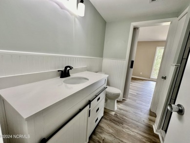 This newly renovated condo nestled between the 16th and 17th on Pinehurst Resort and Country Club in North Carolina - for sale on GolfHomes.com, golf home, golf lot