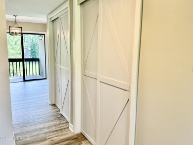 This newly renovated condo nestled between the 16th and 17th on Pinehurst Resort and Country Club in North Carolina - for sale on GolfHomes.com, golf home, golf lot