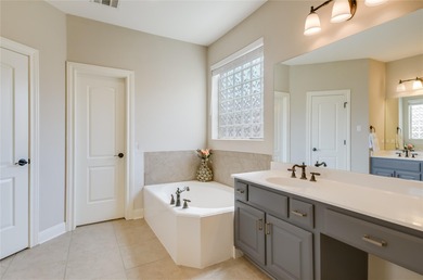 Welcome to 11316 Woodland Hills Trail in the prestigious on University of Texas Golf Club in Texas - for sale on GolfHomes.com, golf home, golf lot