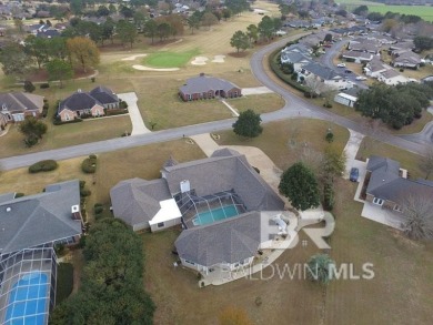 Perfect home with 3 separate living areas.Unique spacious on Glenlakes Golf Club in Alabama - for sale on GolfHomes.com, golf home, golf lot