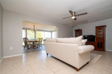 Beautifully remodeled home in Sun City Center! This 2-bedroom on North Lakes Golf Course in Florida - for sale on GolfHomes.com, golf home, golf lot