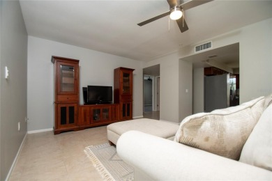 Beautifully remodeled home in Sun City Center! This 2-bedroom on North Lakes Golf Course in Florida - for sale on GolfHomes.com, golf home, golf lot