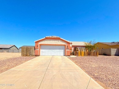 Welcome to this charming 3-bedroom, 2-bathroom home on a on Arizona City Golf Club in Arizona - for sale on GolfHomes.com, golf home, golf lot