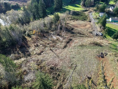 Beautiful 2.60-Acre Golf Course Lot in Ironwood Estates - on  in Oregon - for sale on GolfHomes.com, golf home, golf lot