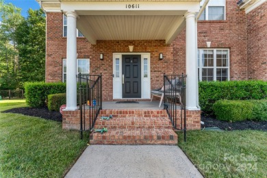 This is completely renovated 2-story brick front home in the on Olde Sycamore Golf Plantation in North Carolina - for sale on GolfHomes.com, golf home, golf lot