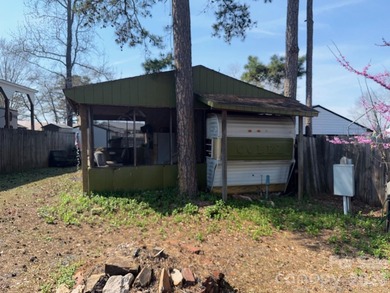 Great Opportunity awaits in Twin Harbor. Lot currently consists on The Tillery Tradition Country Club in North Carolina - for sale on GolfHomes.com, golf home, golf lot