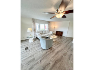 Motivated Seller Offering a Fantastic Incentive! Buyer will pay on Lake Fairways Country Club in Florida - for sale on GolfHomes.com, golf home, golf lot