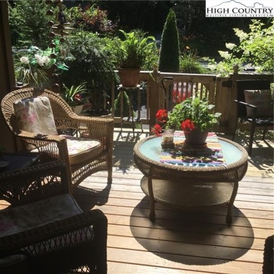 Welcome to this beautifully updated year-round home in Linville on Land Harbor Golf Course in North Carolina - for sale on GolfHomes.com, golf home, golf lot