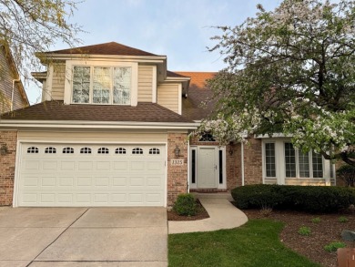SPECTACULAR GOLF COURSE LIVING IN THE HIGHLY SOUGHT-AFTER on Stonebridge Country Club in Illinois - for sale on GolfHomes.com, golf home, golf lot